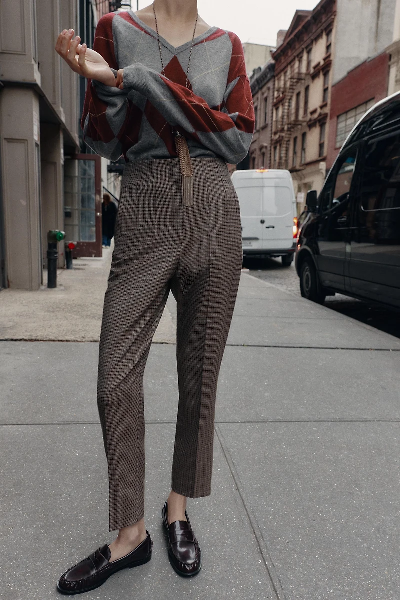 HIGH-WAISTED PLAID PANTS