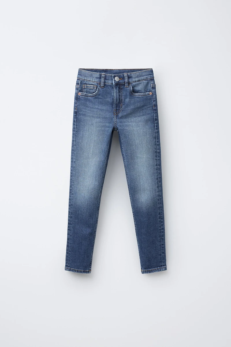 SKINNY FIT JEANS
