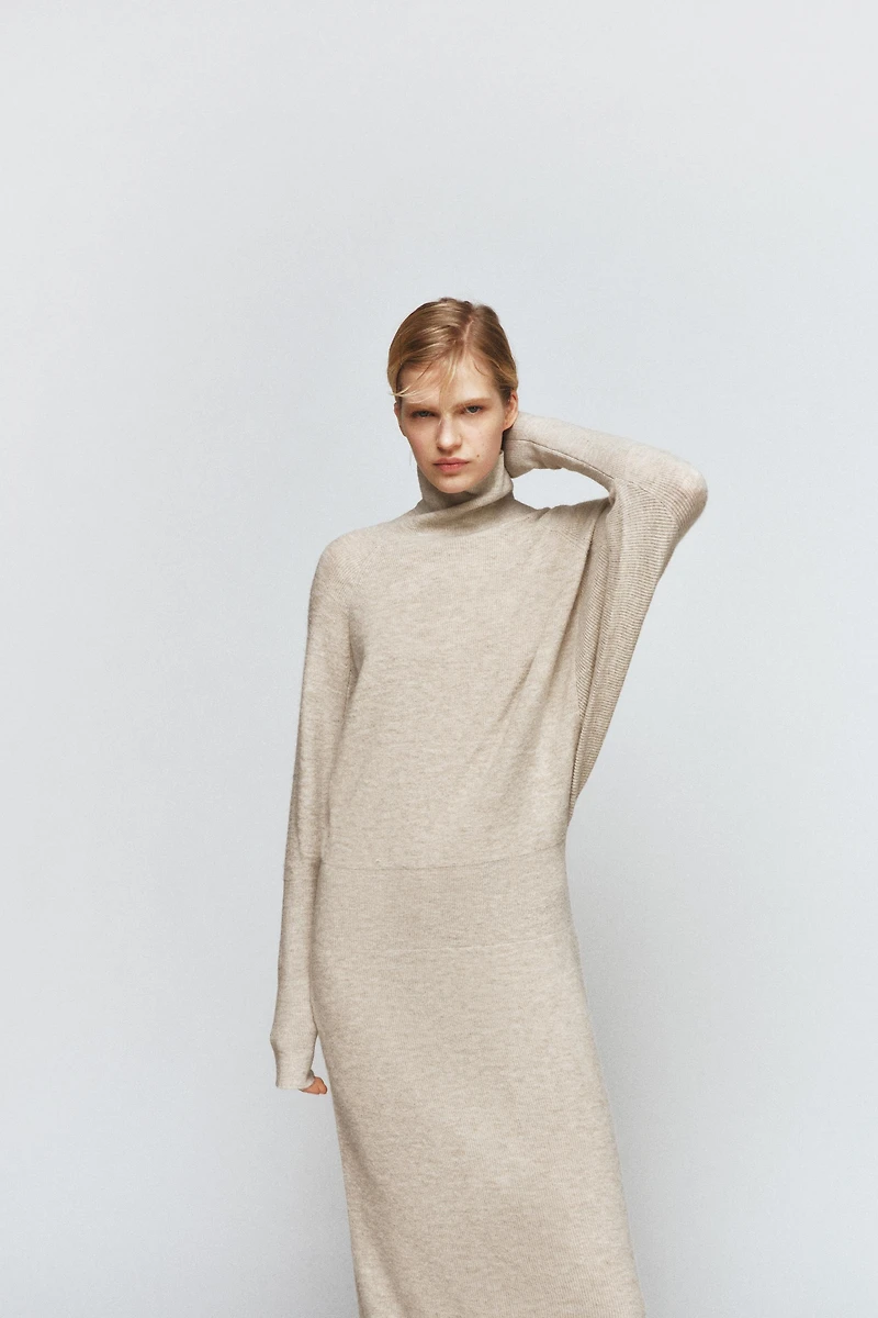ROBE EN MAILLE MANCHES CHAUVE-SOURIS