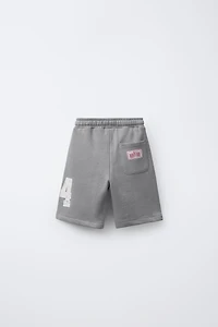 VARSITY LABEL JOGGER SHORTS