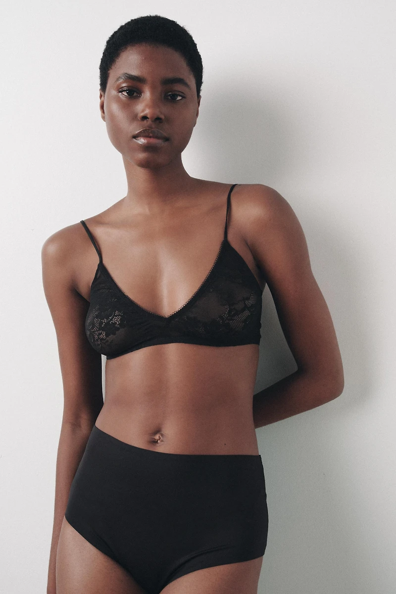 BRALETTE BODY SHAPE DENTELLE