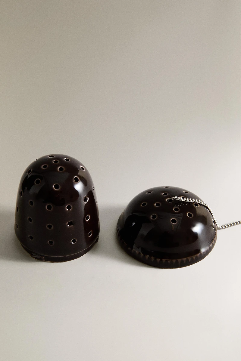 PORCELAIN TEA INFUSER
