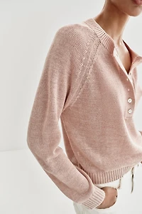 PULL EN MAILLE À BOUTONS