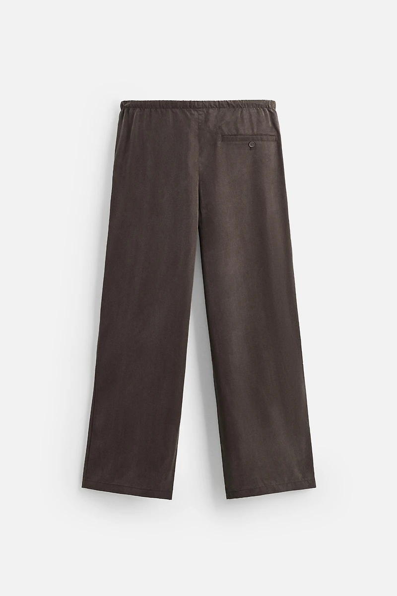 RELAXED FIT FLOWY PANTS