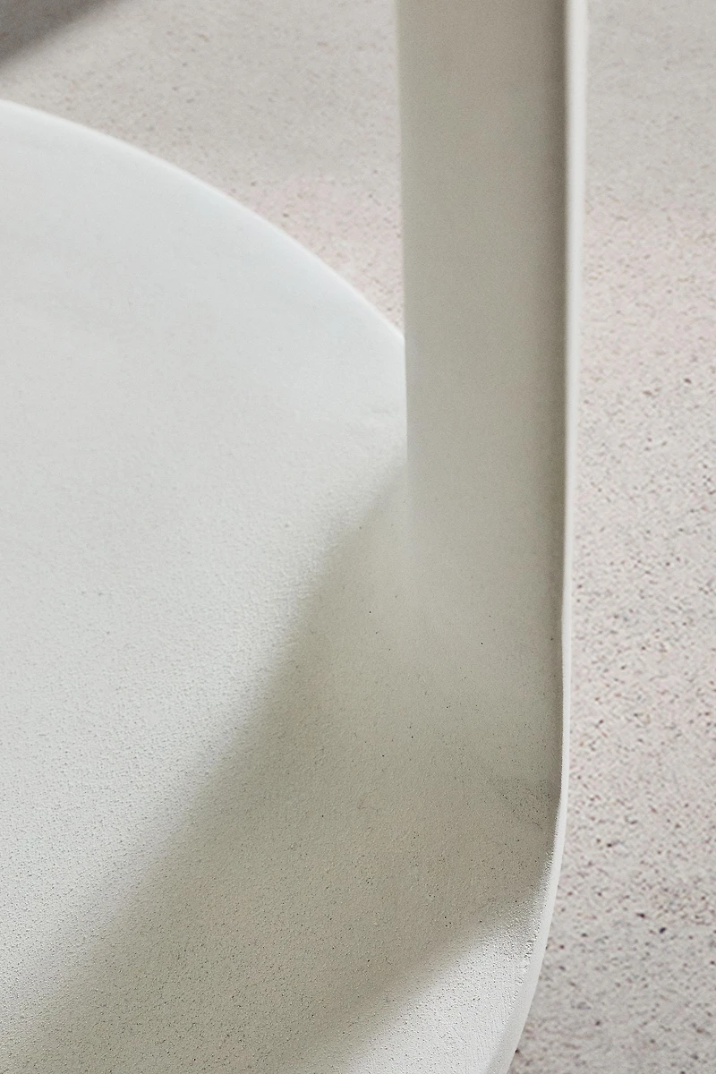 SIDE TABLE 02