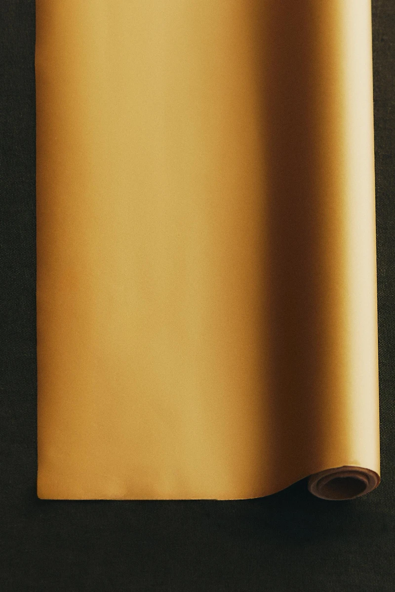 GOLD CHRISTMAS WRAPPING PAPER