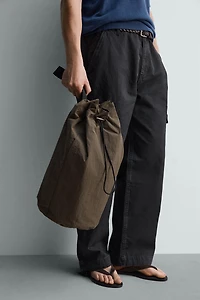 TECHNICAL BUCKET BAG
