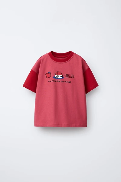 CONTRASTING SLEEVE PRINTED T-SHIRT