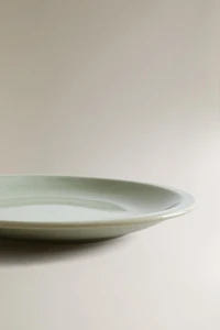 GLAZED STONEWARE DINNER PLATE