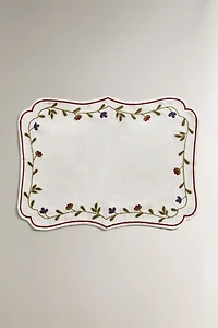 PLACEMAT WITH FLORAL EMBROIDERY