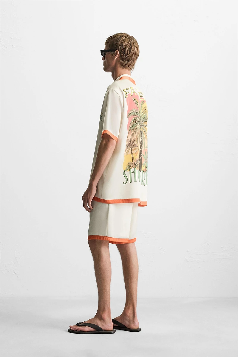 CHEMISE SATINÉE À BANDES CONTRASTÉES