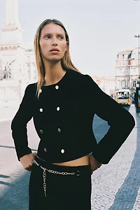 DOUBLE BREASTED SHORT BLAZER