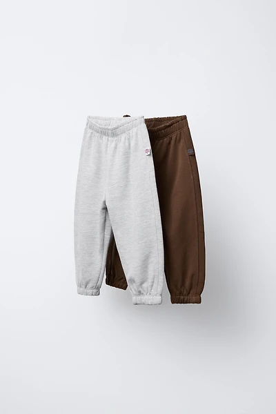 TWO-PACK OF PLUSH JOGGER PANTS WITH LABEL