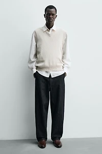 POINTED CHELSEA BOOTS