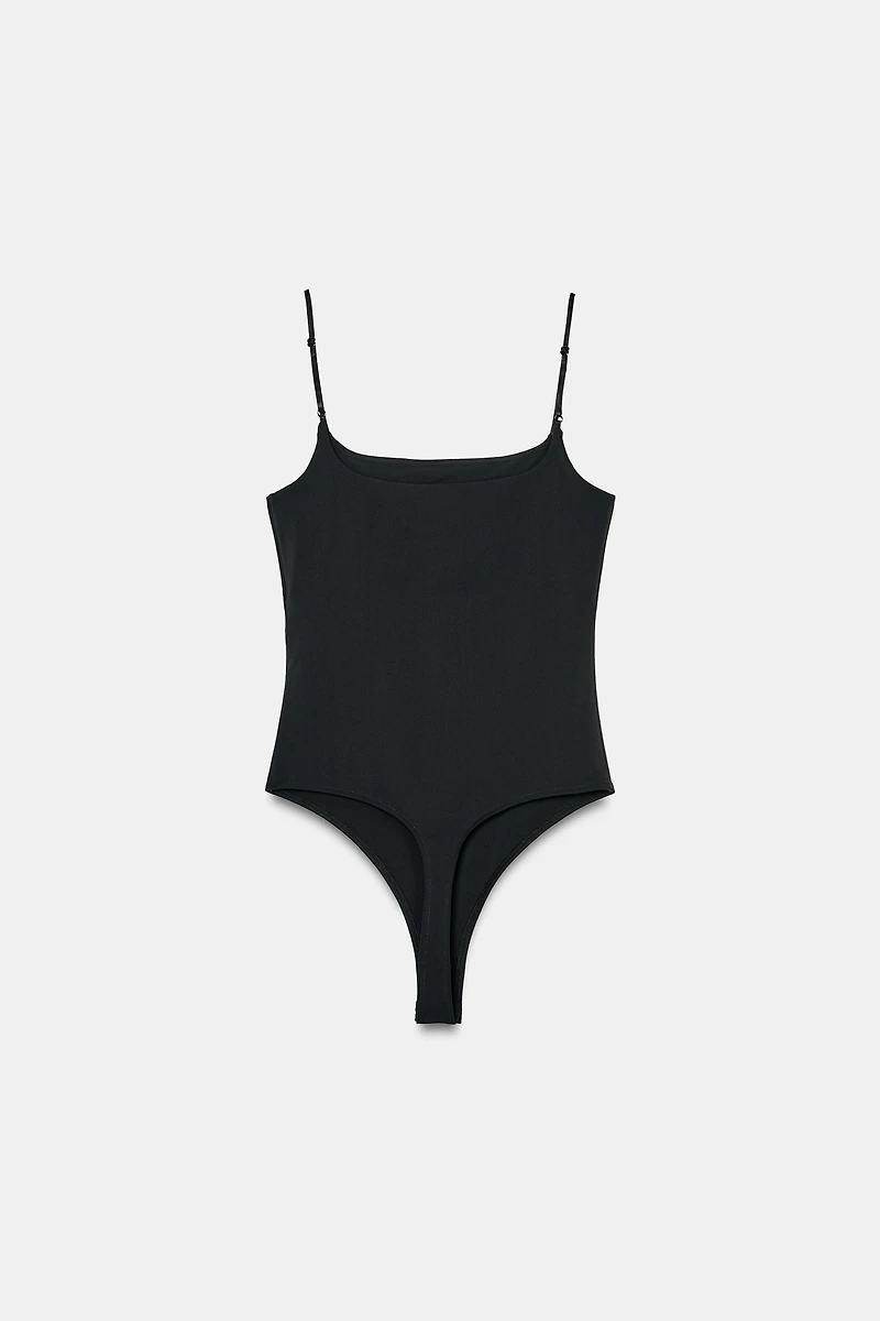 SLIM STRAPPY BODYSUIT