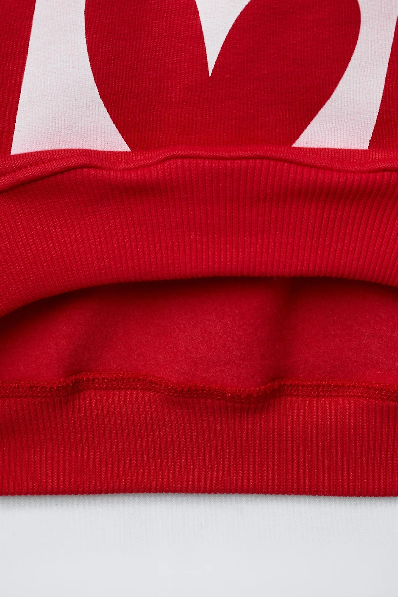 HEART SWEATSHIRT
