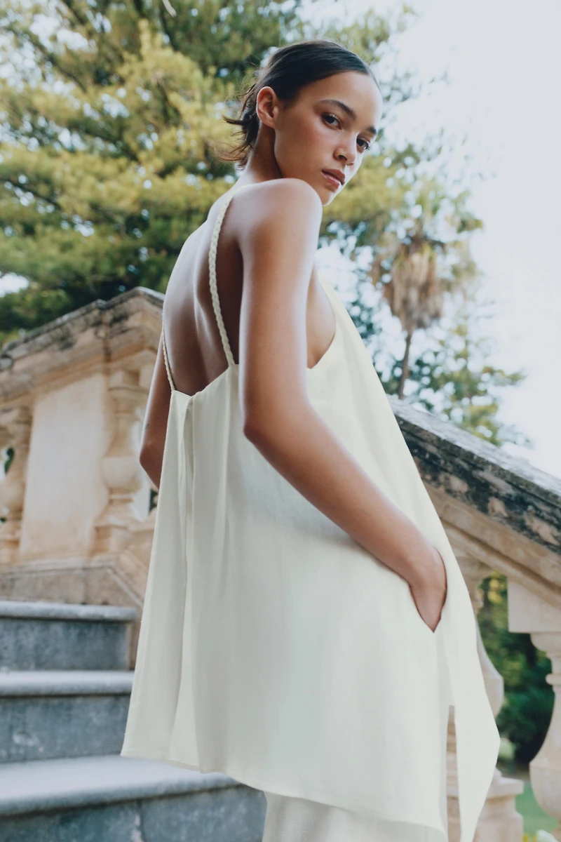 HALTER STRAP JUMPSUIT