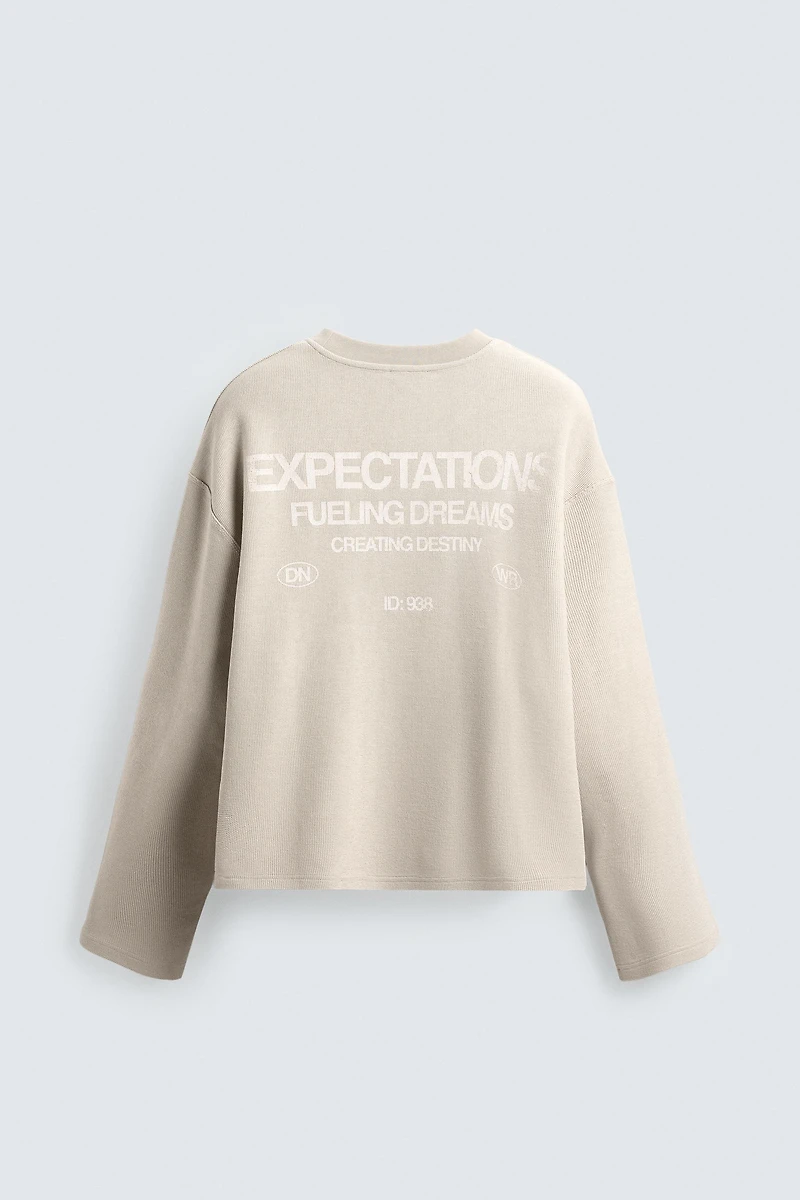 TEXTURED PRINT SWEATSHIRT