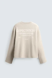 TEXTURED PRINT SWEATSHIRT