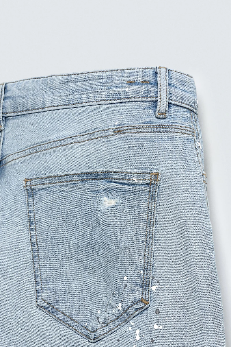 JEAN SKINNY FIT DÉCHIRÉ