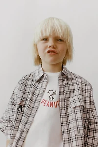 T-SHIRT BRODÉ SNOOPY PEANUTS™