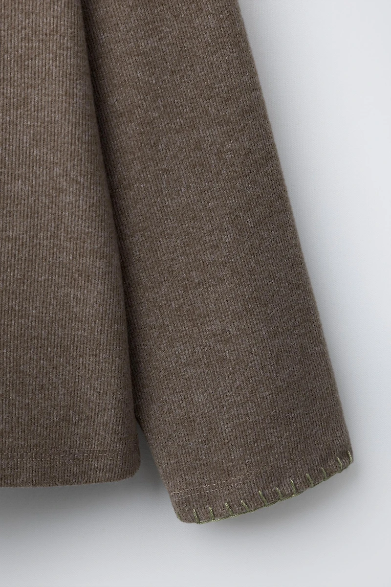 CONTRAST TOPSTITCHED SOFT TOUCH SHIRT