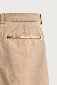 PANTALON CHINO DÉCONTRACTÉ À PLIS