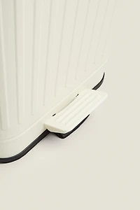 POUBELLE DE CUISINE PETIT FORMAT