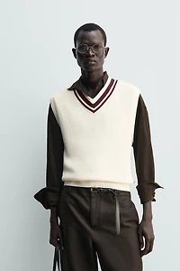 CONTRAST RIB KNIT VEST