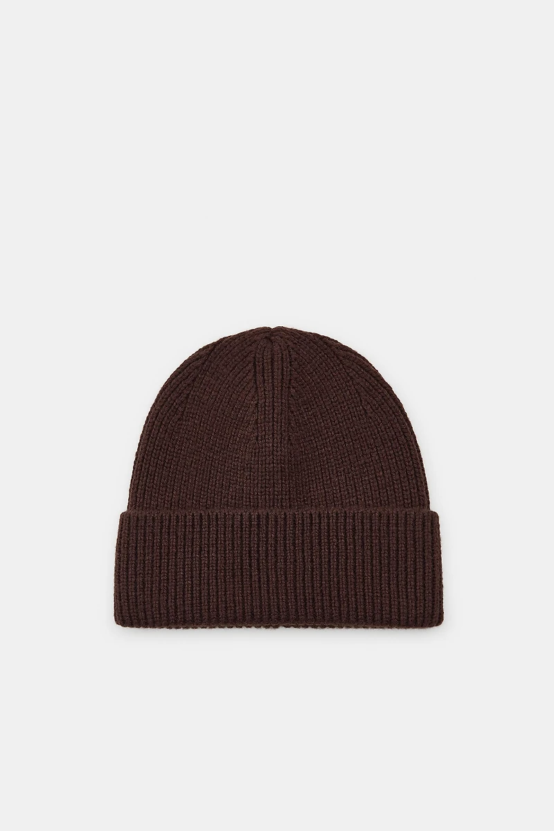 CUFFED RIBBED BEANIE HAT