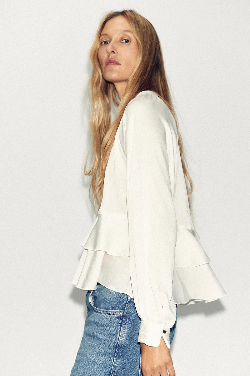 RUFFLED BLOUSE