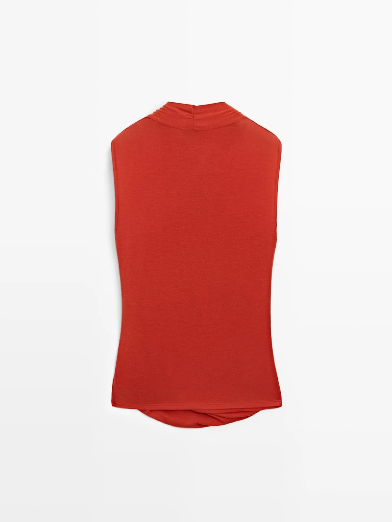 Top drapé cache-cœur