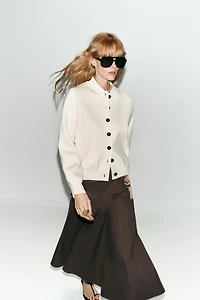 CONTRAST BUTTON KNIT CARDIGAN