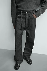RELAXED FLARE FIT JEANS