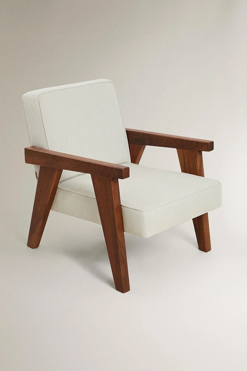 WALNUT UPHOLSTERED ACCENT CHAIR ZARA HOME BY BLASCO