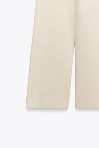RUCHED STRAPLESS KNIT TOP