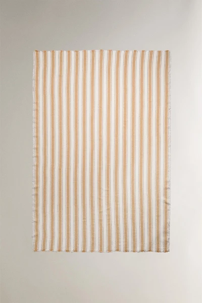 STRIPED LINEN BLANKET