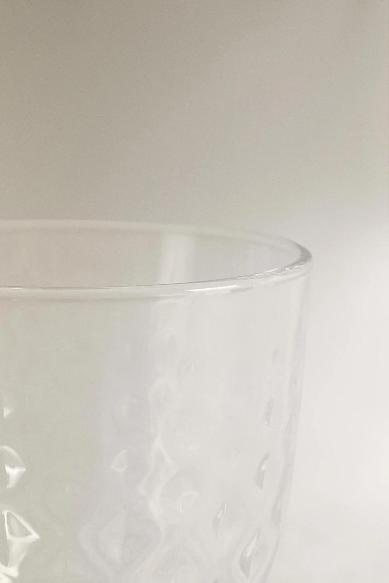 RAISED DESIGN TUMBLER