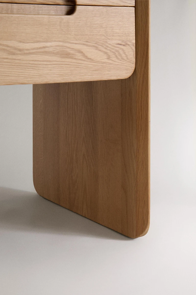 OAK WOOD BEDSIDE TABLE
