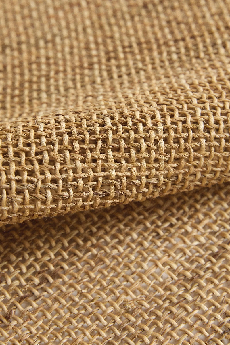 WOVEN FIBER PLACEMAT