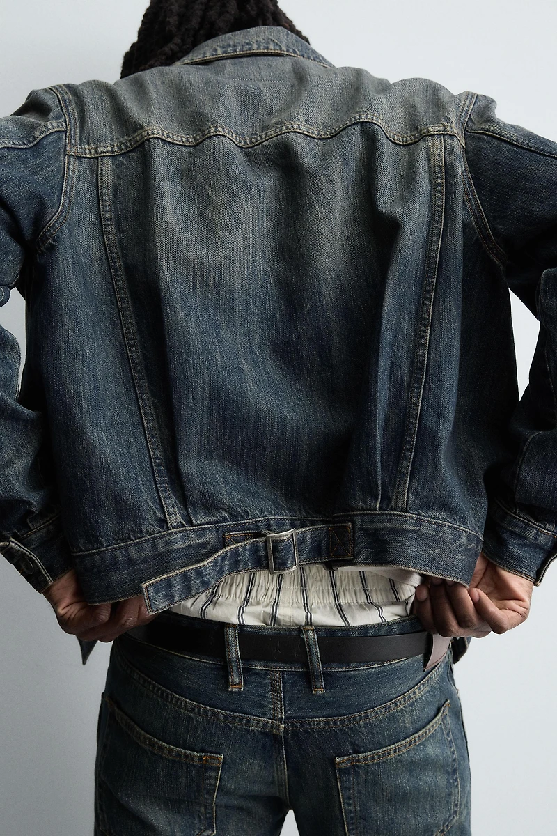 CROPPED FIT DENIM JACKET