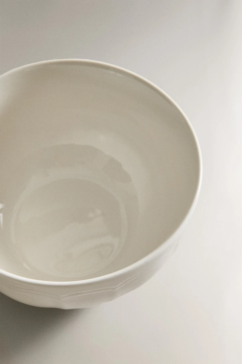 PORCELAIN BOWL WITH RAISED DESIGN