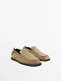 Mocassins en cuir souple froncés