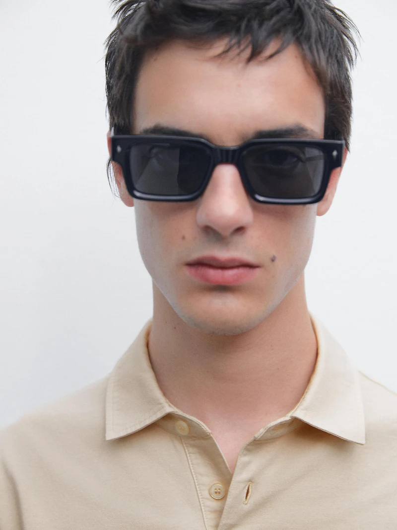 100% cotton distressed-effect polo shirt