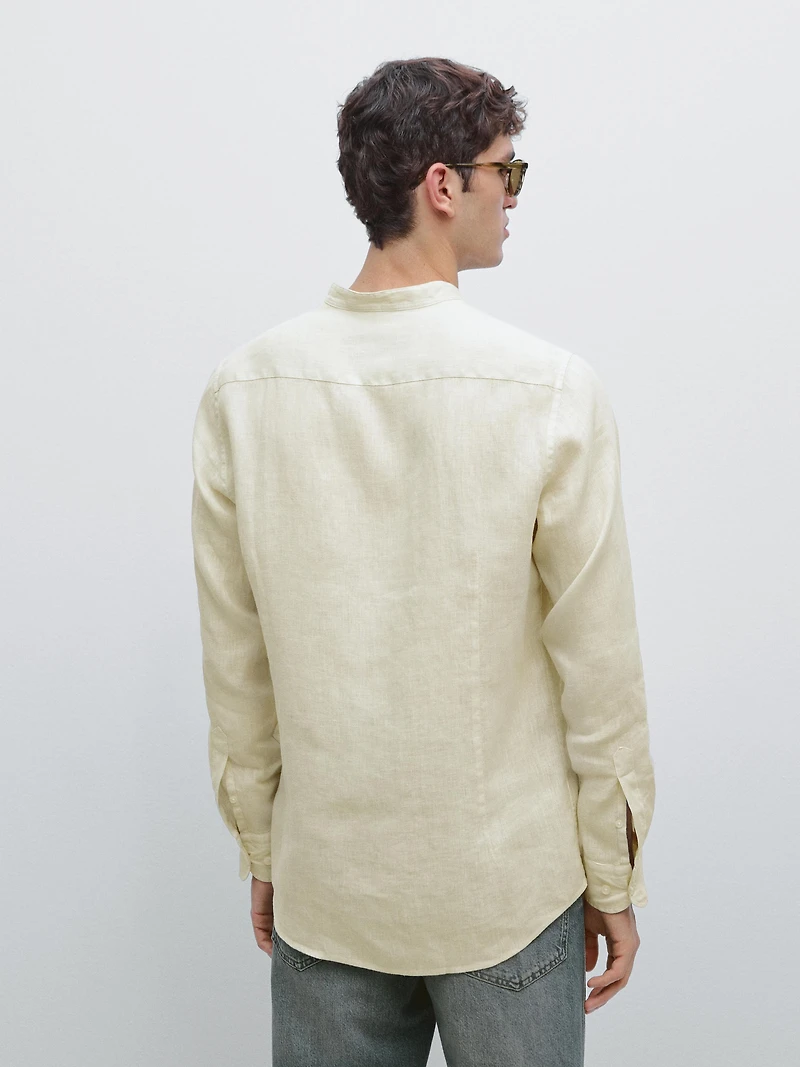 Slim fit stand collar shirt