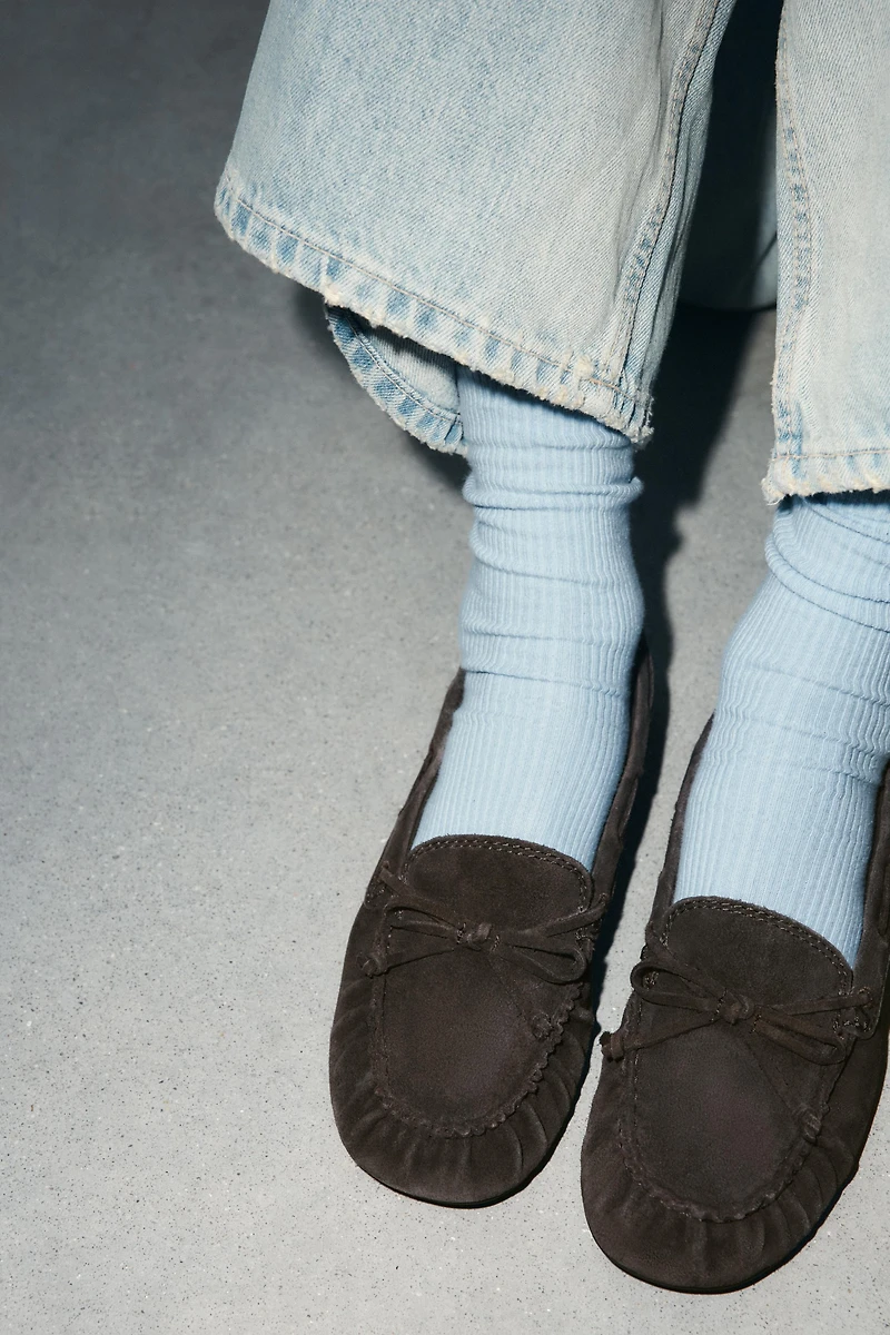 SPLIT LEATHER LOAFERS