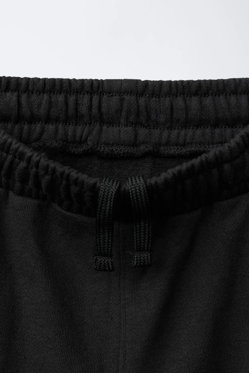 ZIP-UP SWEATSHIRT AND JOGGER PANTS WITH LABELS SET