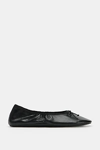 RUFFLED LEATHER BALLET FLATS