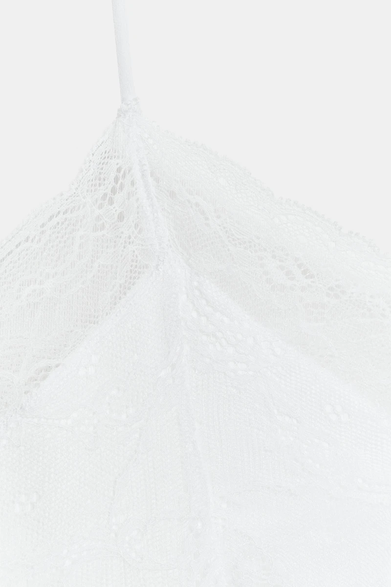 TOP CÔTELÉ DENTELLE