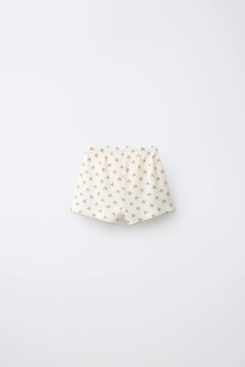 FLORAL WAFFLE SHORTS